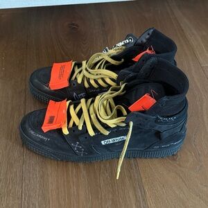 Off-White Off-Court 3.0 Sneakers